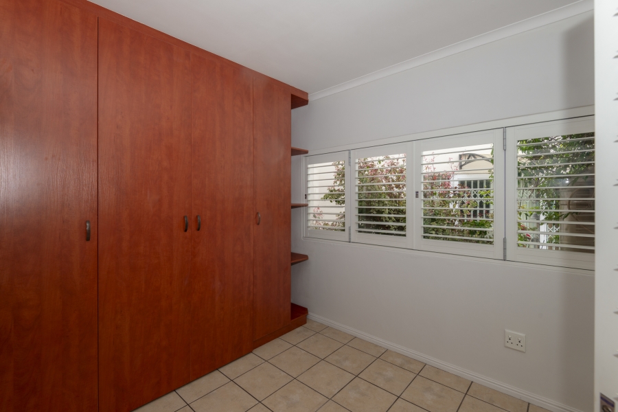5 Bedroom Property for Sale in Country Club Western Cape